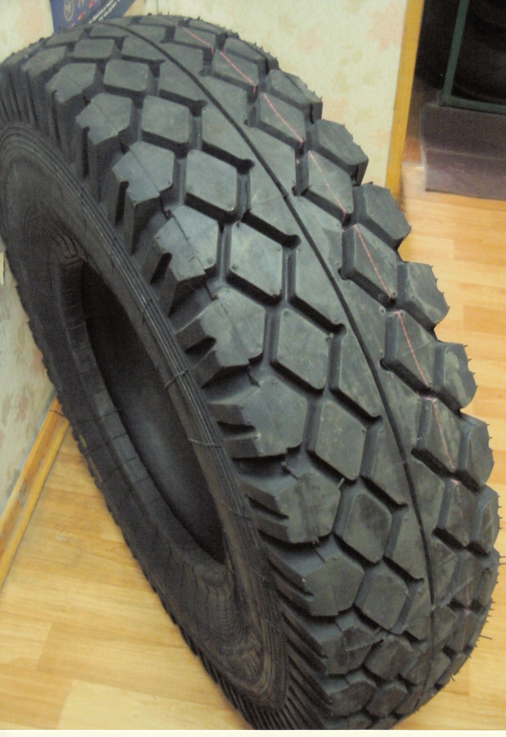 шины Кама И-68А (н.с.16, без об.л. З усил-я) 11,00 R20