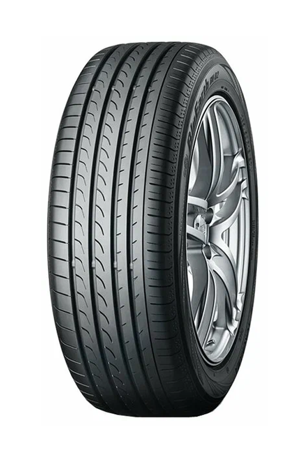 шины YOKOHAMA RV02 215/60 R17